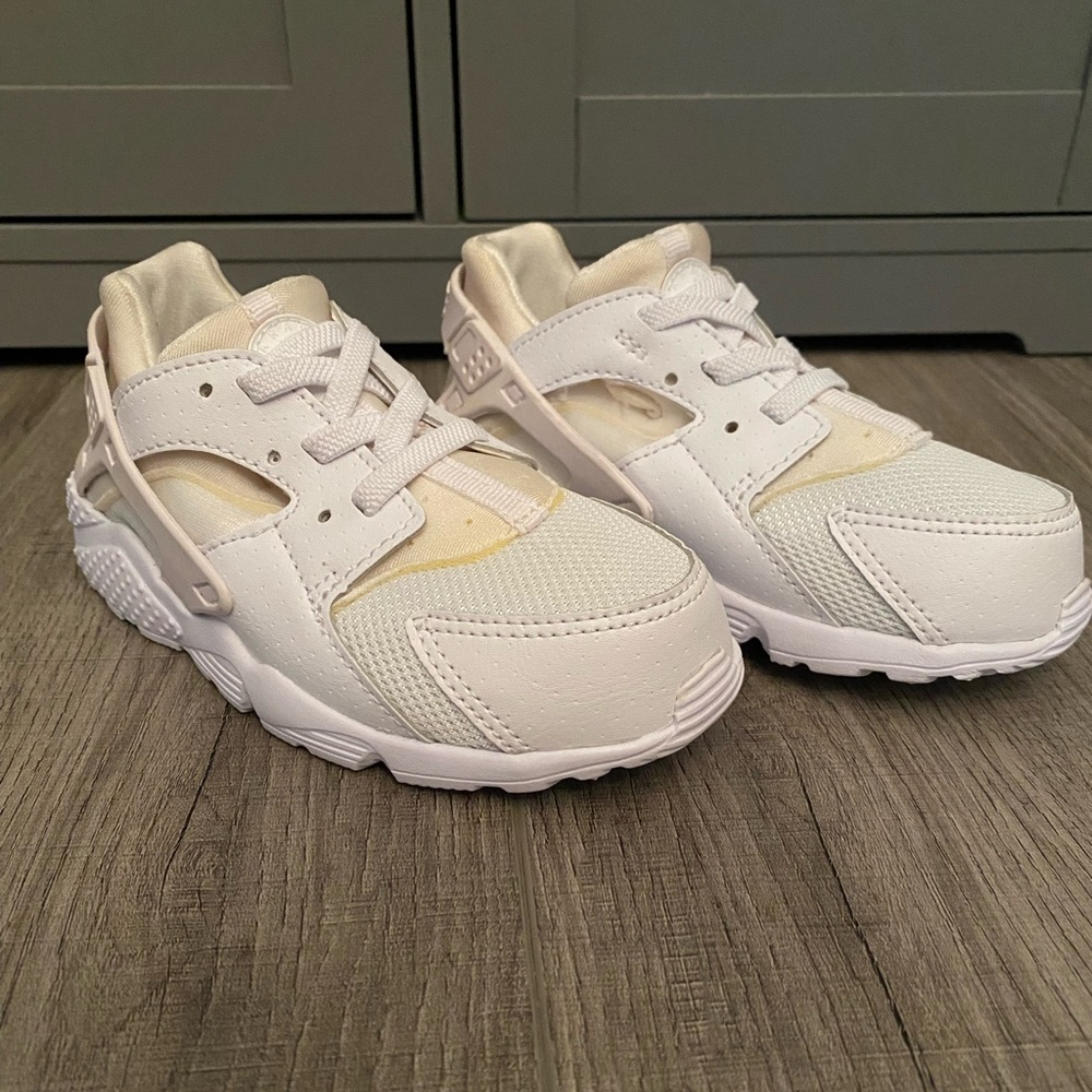 Nike Kids Huarache Run Sneakers